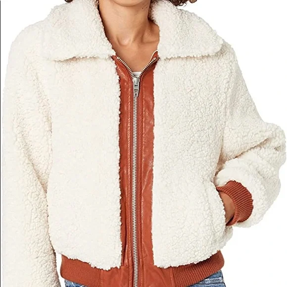 BLANK NYC Sherpa Jacket In Marshmallow - Picture 10 of 10